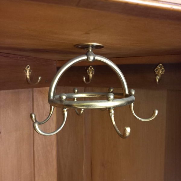 04_large-corner-cabinet 04_large-corner-cabinet