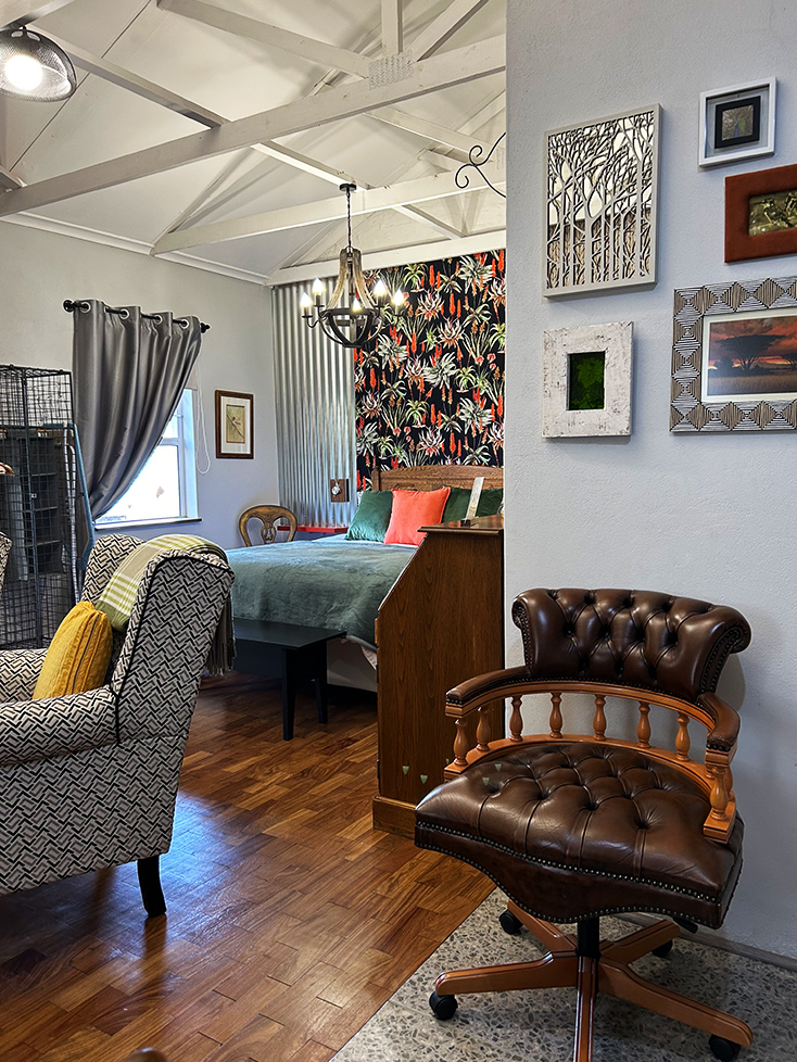 Kitchen lounge bedroom