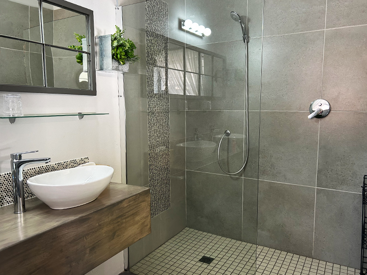Bathroom1