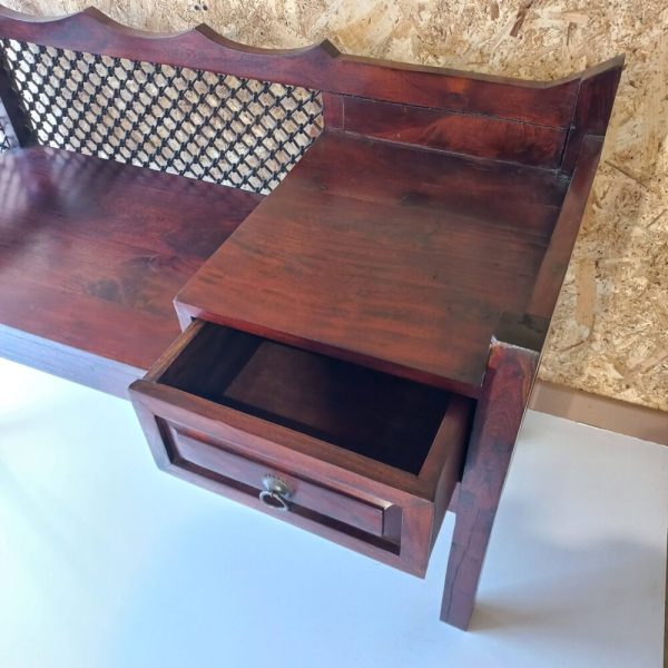 Hallway bench 2